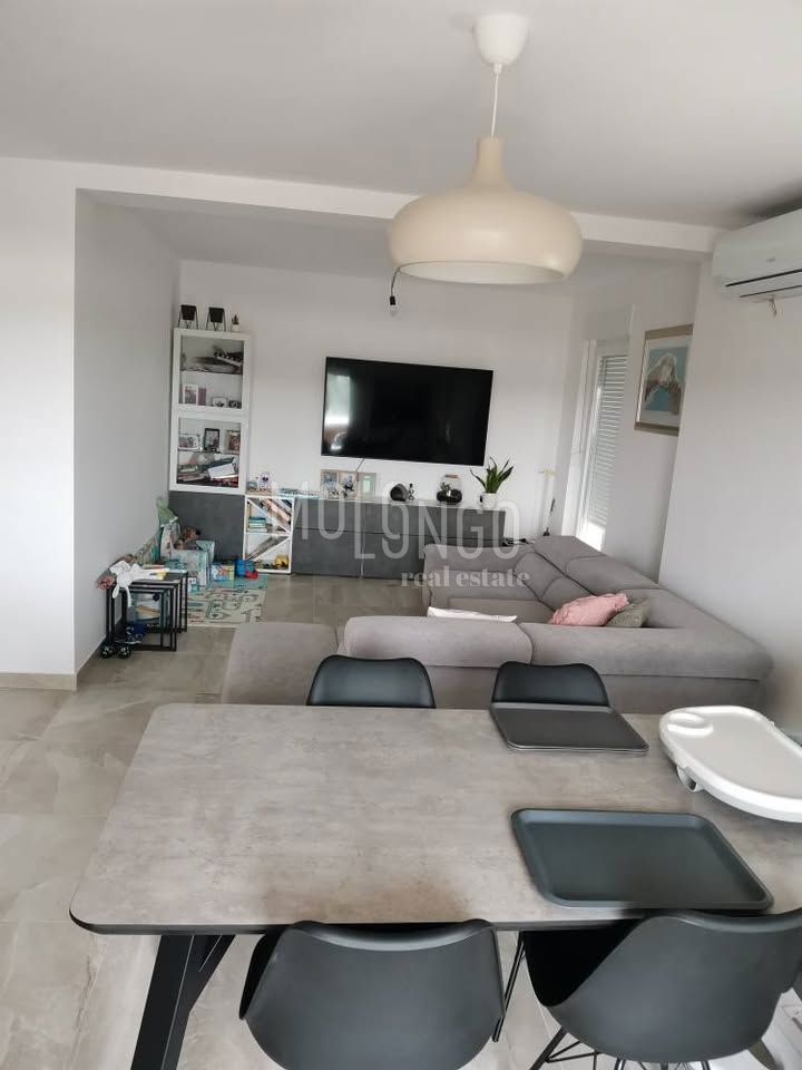 Stanovanje/apartma Viškovo, 162m2