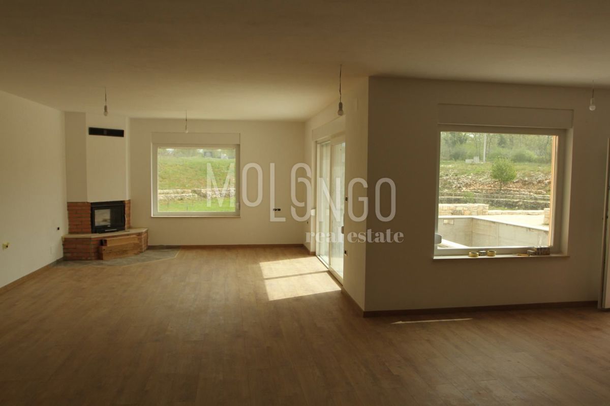 Hiša Svetvinčenat, 190m2