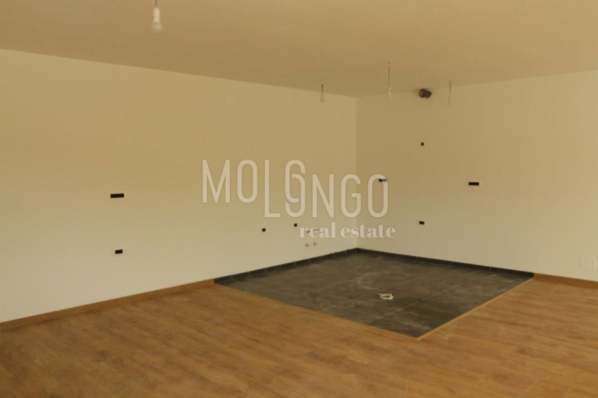 Hiša Svetvinčenat, 190m2