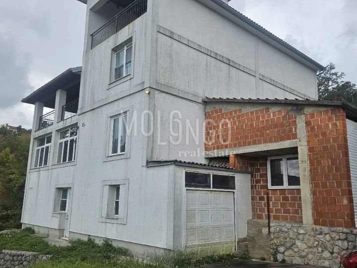 Hiša Bregi, Matulji, 450m2