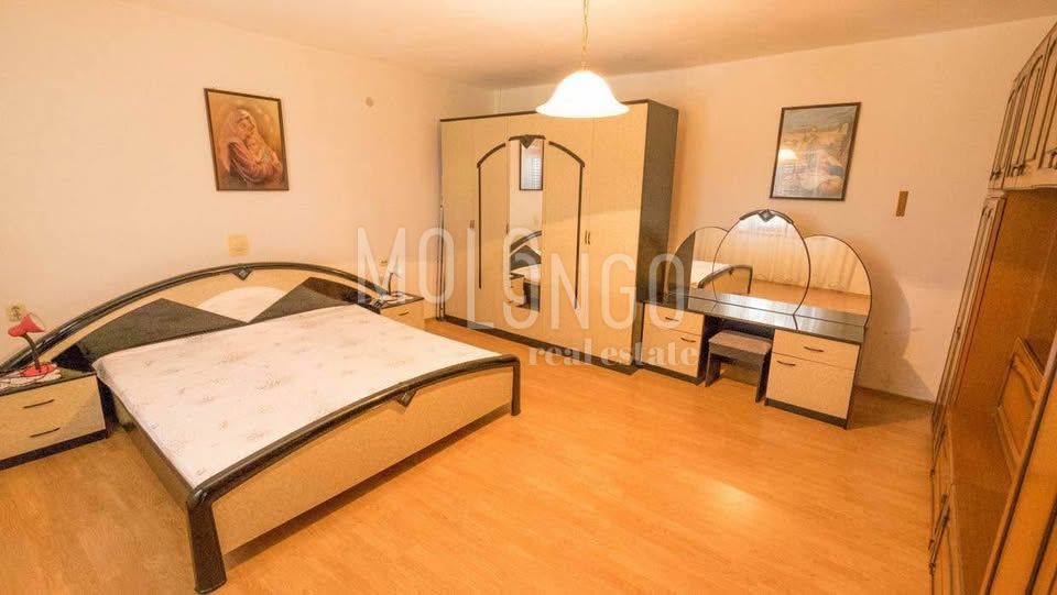 Hiša Cere, Žminj, 320m2