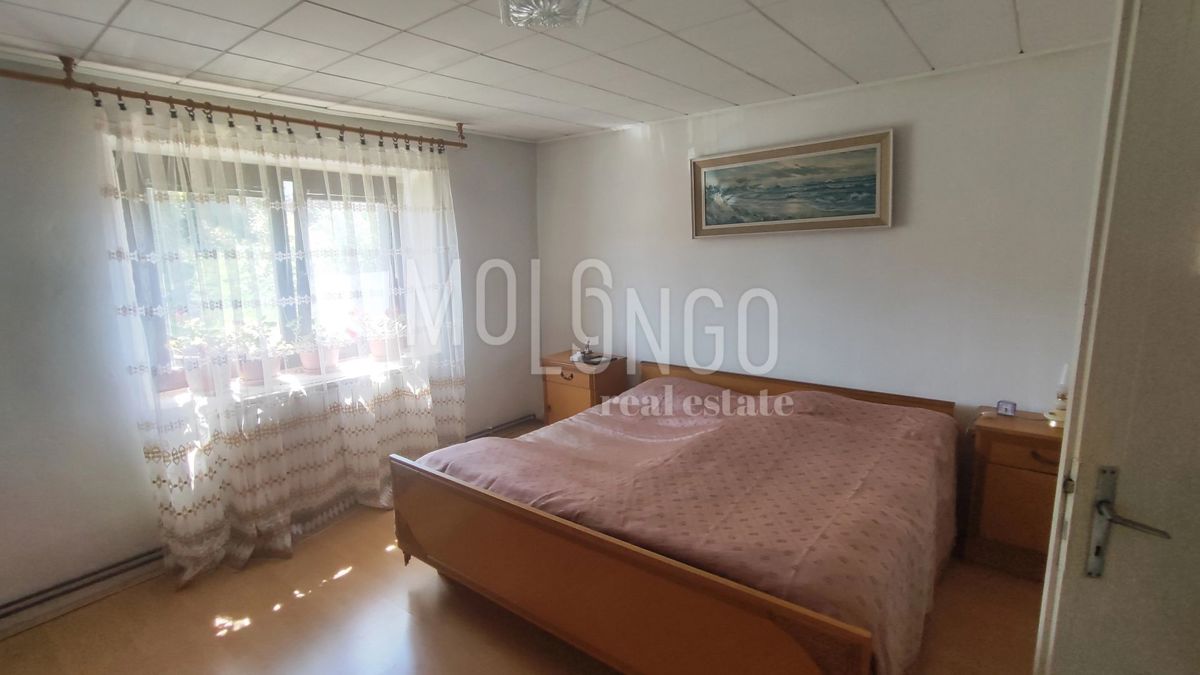 Hiša Belo Selo, Fužine, 200.000m2