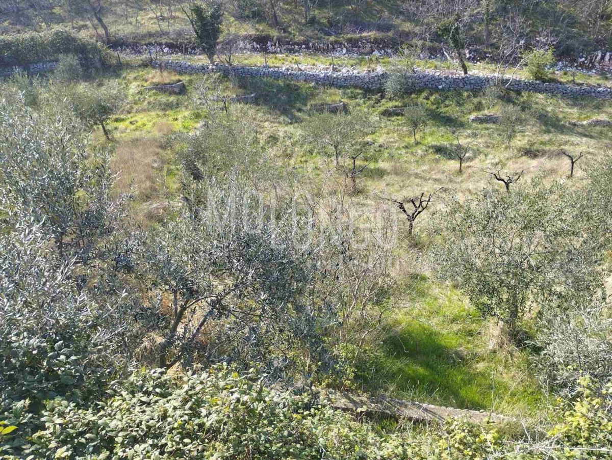 Zemljišče Brseč, Mošćenička Draga, 1.979m2