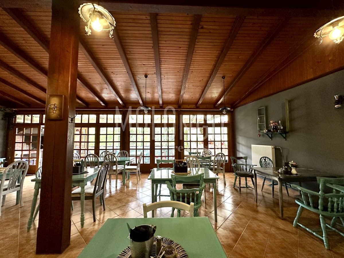 Poslovni prostor Mlaka, Rijeka, 220m2