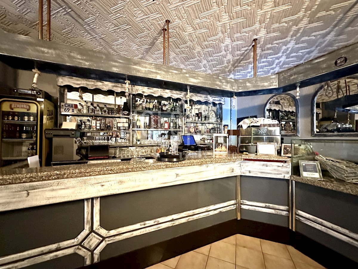 Poslovni prostor Mlaka, Rijeka, 220m2