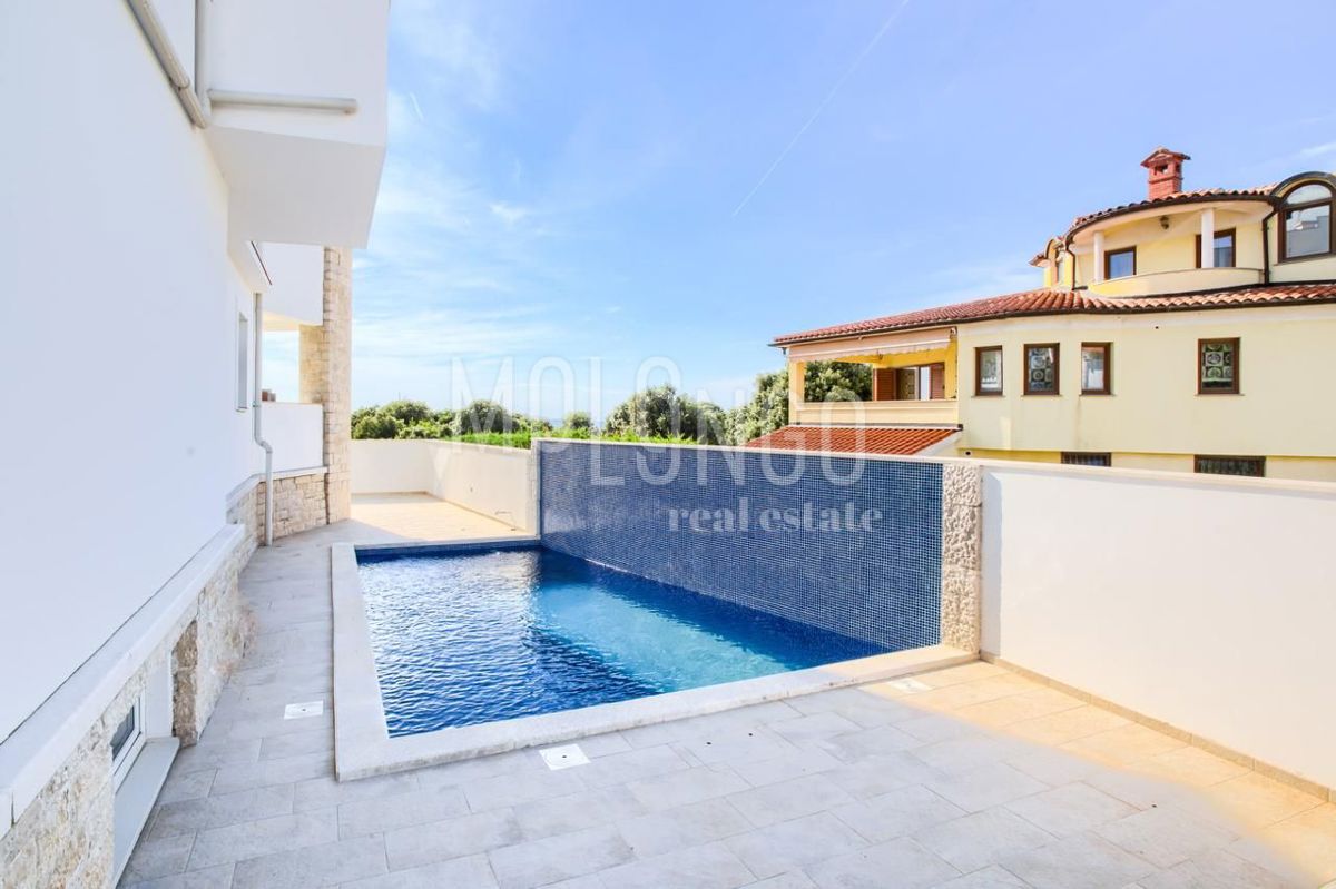 Stanovanje/apartma Štinjan, Pula, 74m2