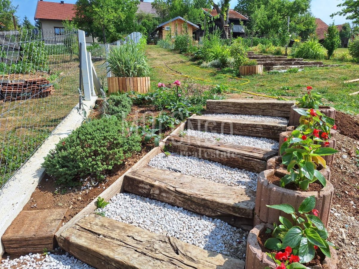 Hiša Vrbovsko, 140m2