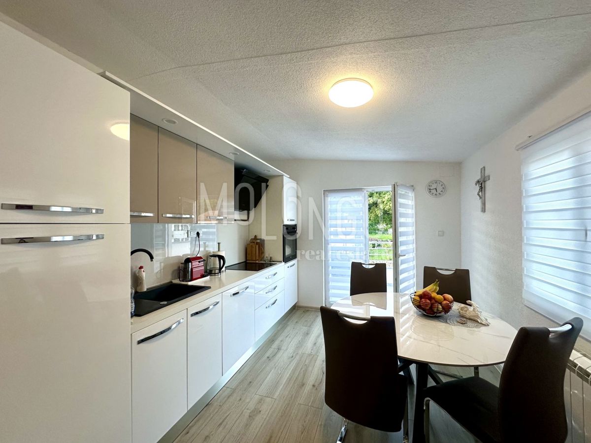 Hiša Trinajstići, Kastav, 205m2