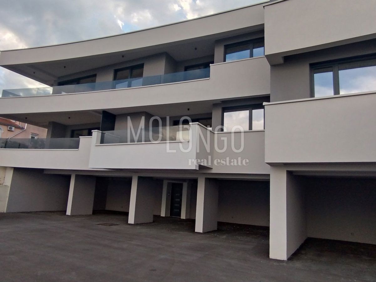 Stanovanje/apartma Lovran, 204,78m2