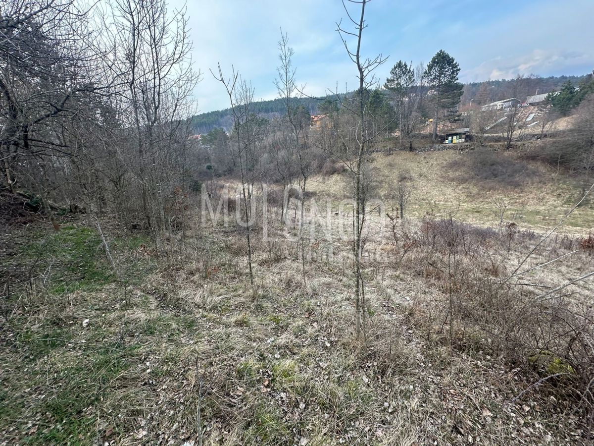 Zemljišče Klana, 2.105m2