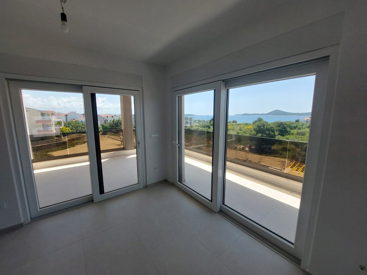 Vodice, novo stanovanje v bližini plaže-S3