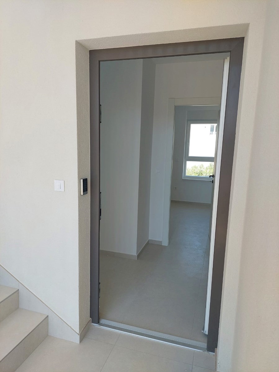Vodice, novo stanovanje v bližini plaže-S2