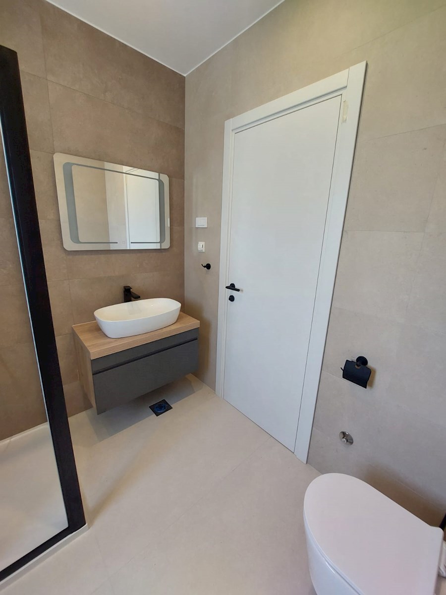 Vodice, novo stanovanje v bližini plaže-S2