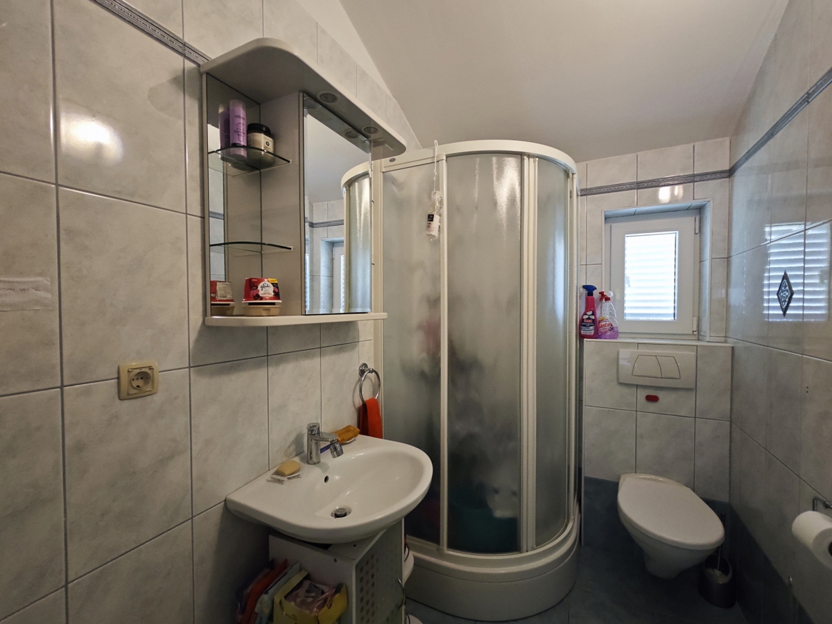 OTOK KRK, SOLINE - Apartma z odprtim pogledom na morje