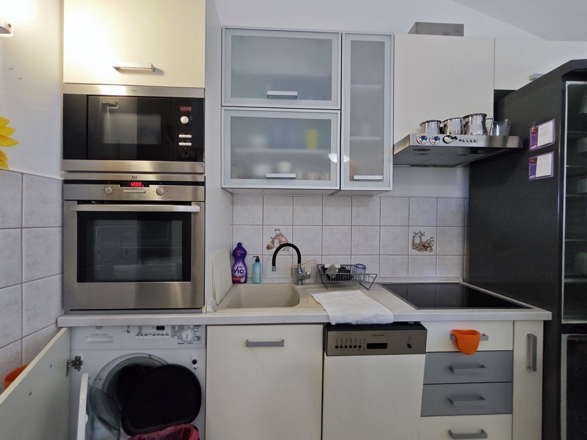 OTOK KRK, SOLINE - Apartma z odprtim pogledom na morje