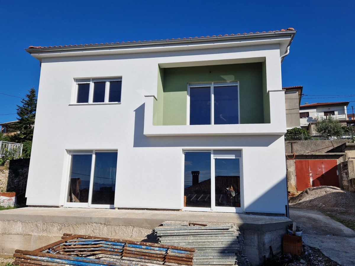 RIJEKA, VOJAK - Hiša z dvema stanovanjema v nedokončani fazi