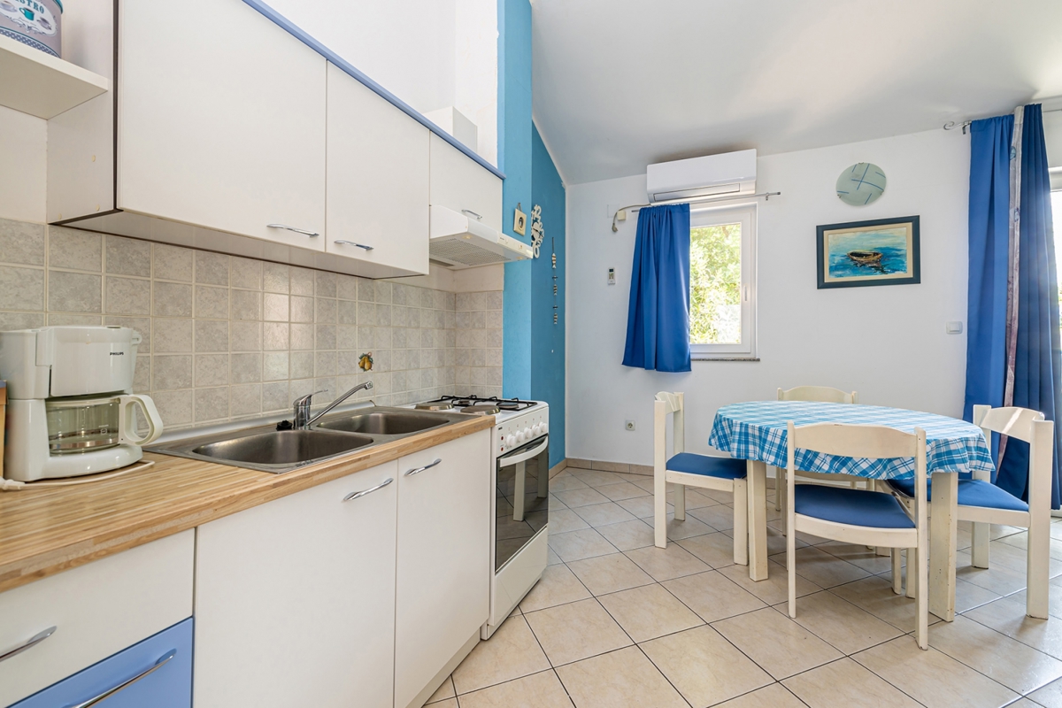 OTOK KRK, ŠILO - Apartma z eno spalnico in dnevno sobo