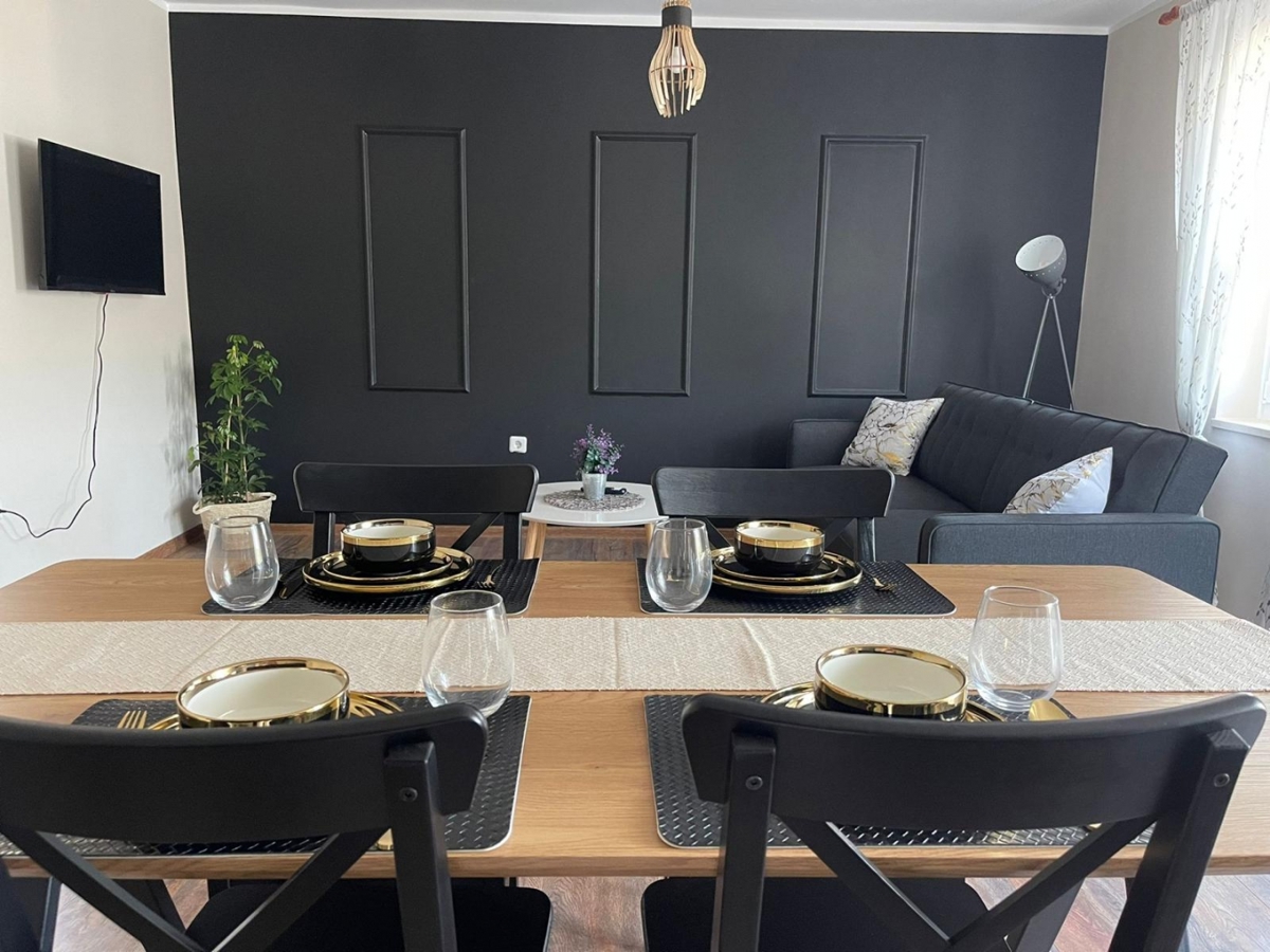 OTOK CRES, VALUN - Apartma prva vrsta do morja!