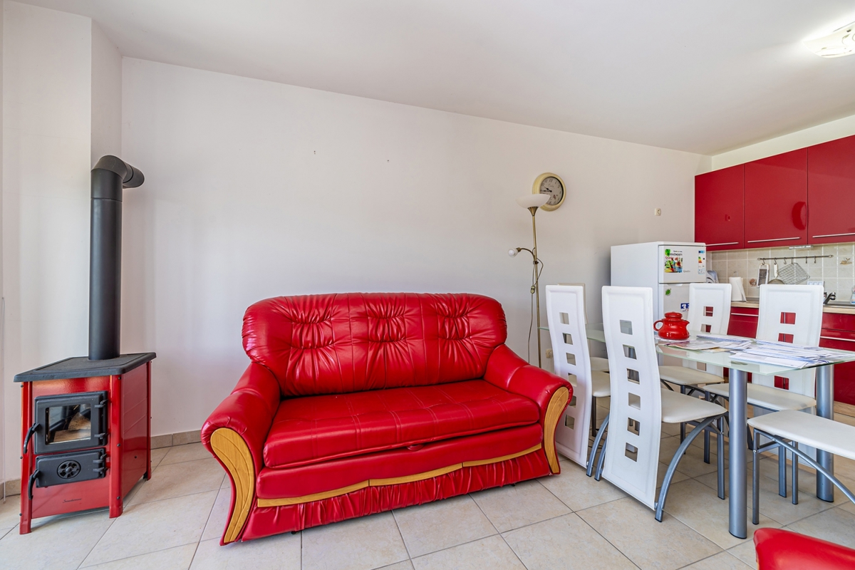 VRATA, FUŽINE - Dvosobno stanovanje