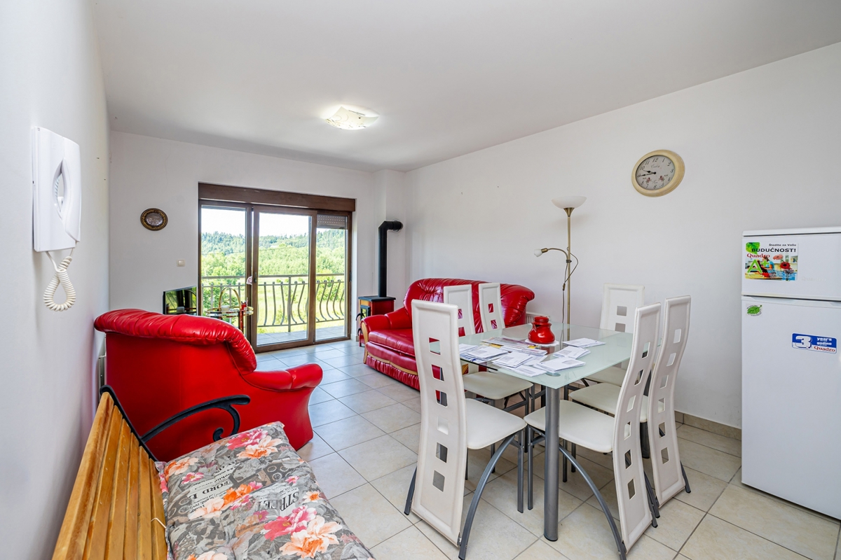 VRATA, FUŽINE - Dvosobno stanovanje