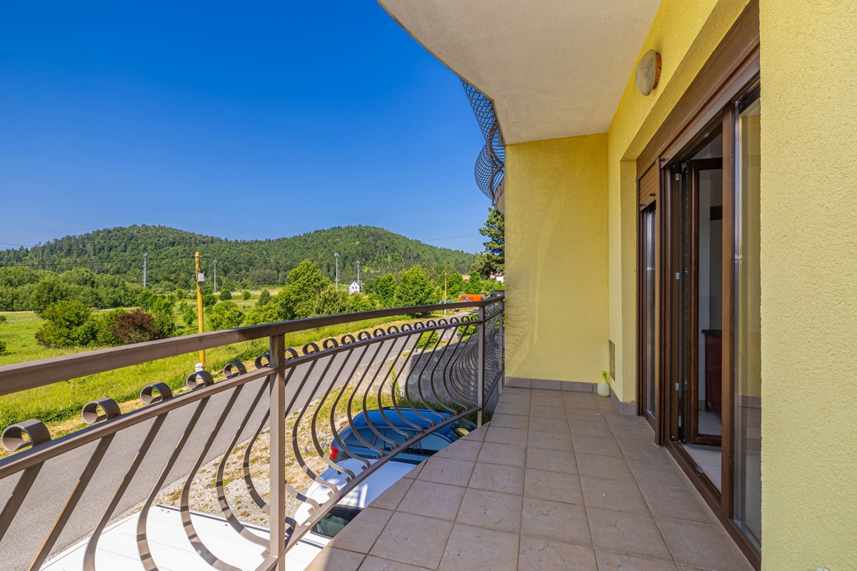 VRATA, FUŽINE - Dvosobno stanovanje