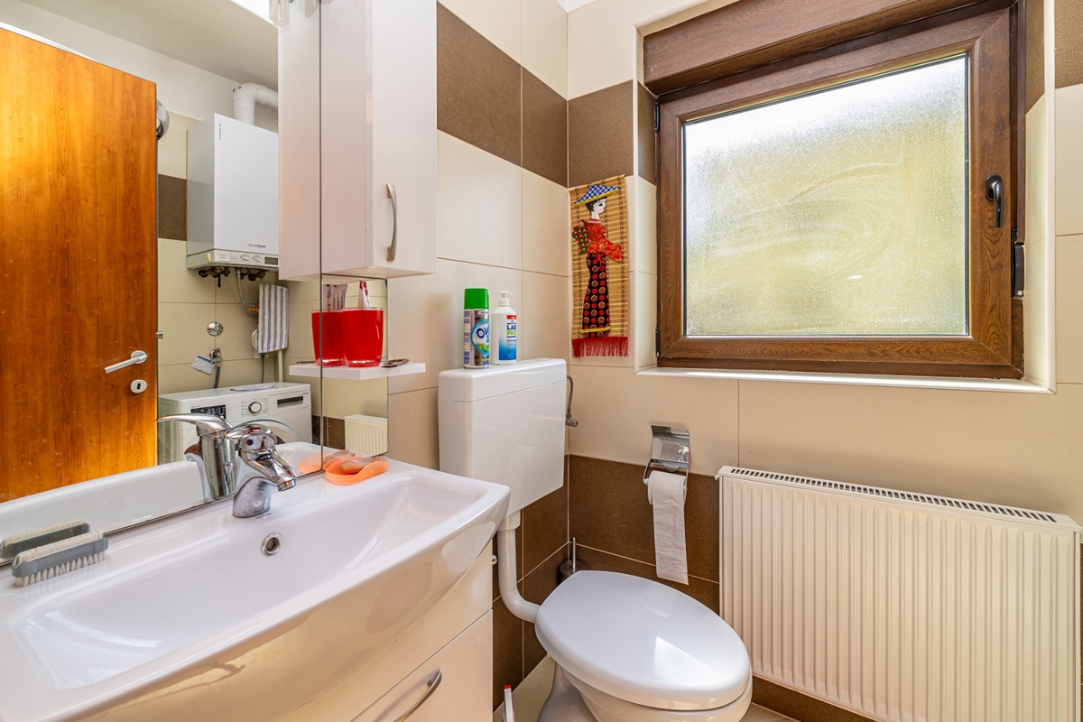 VRATA, FUŽINE - Dvosobno stanovanje