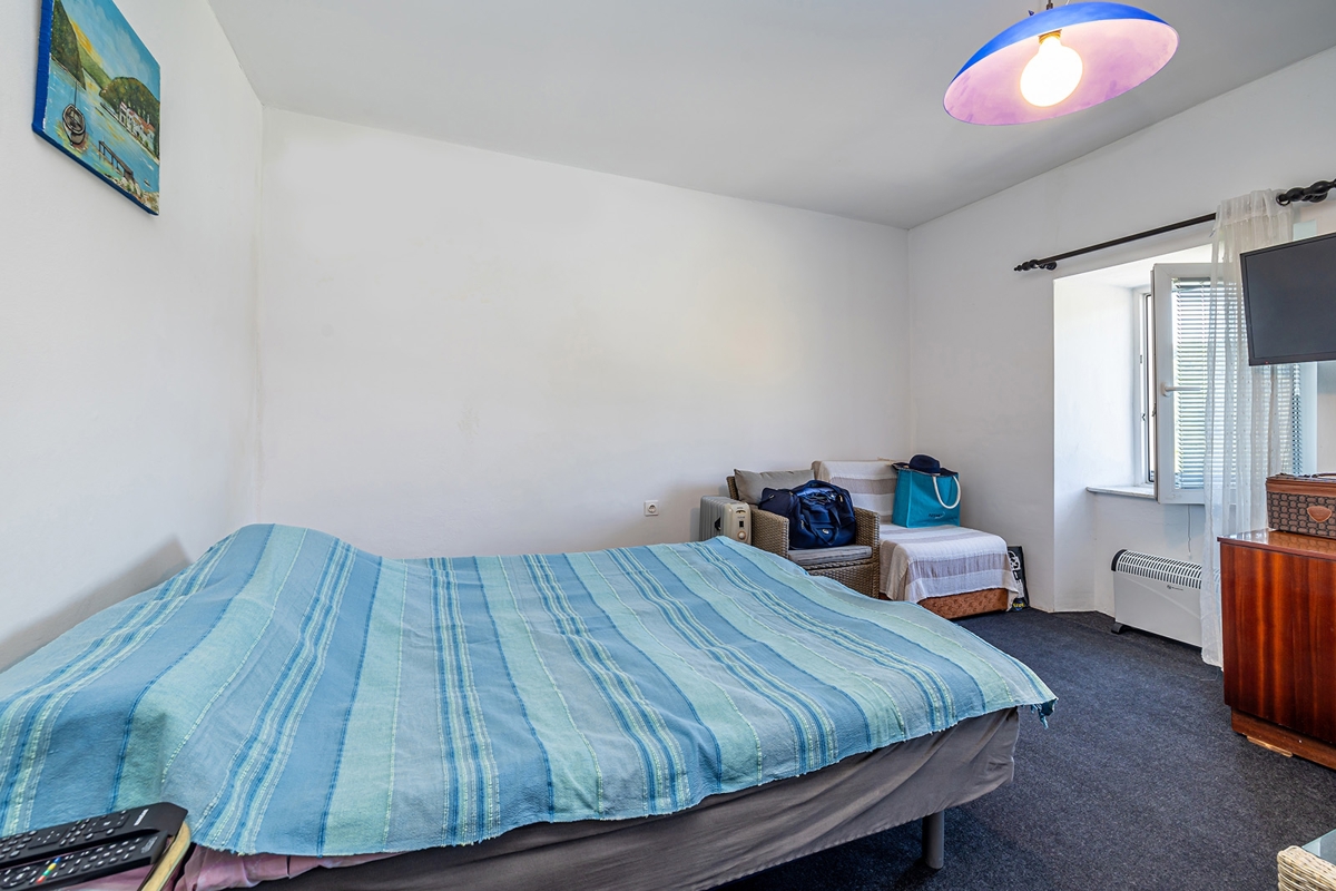 FUŽINE - Hiša s pogledom na jezero