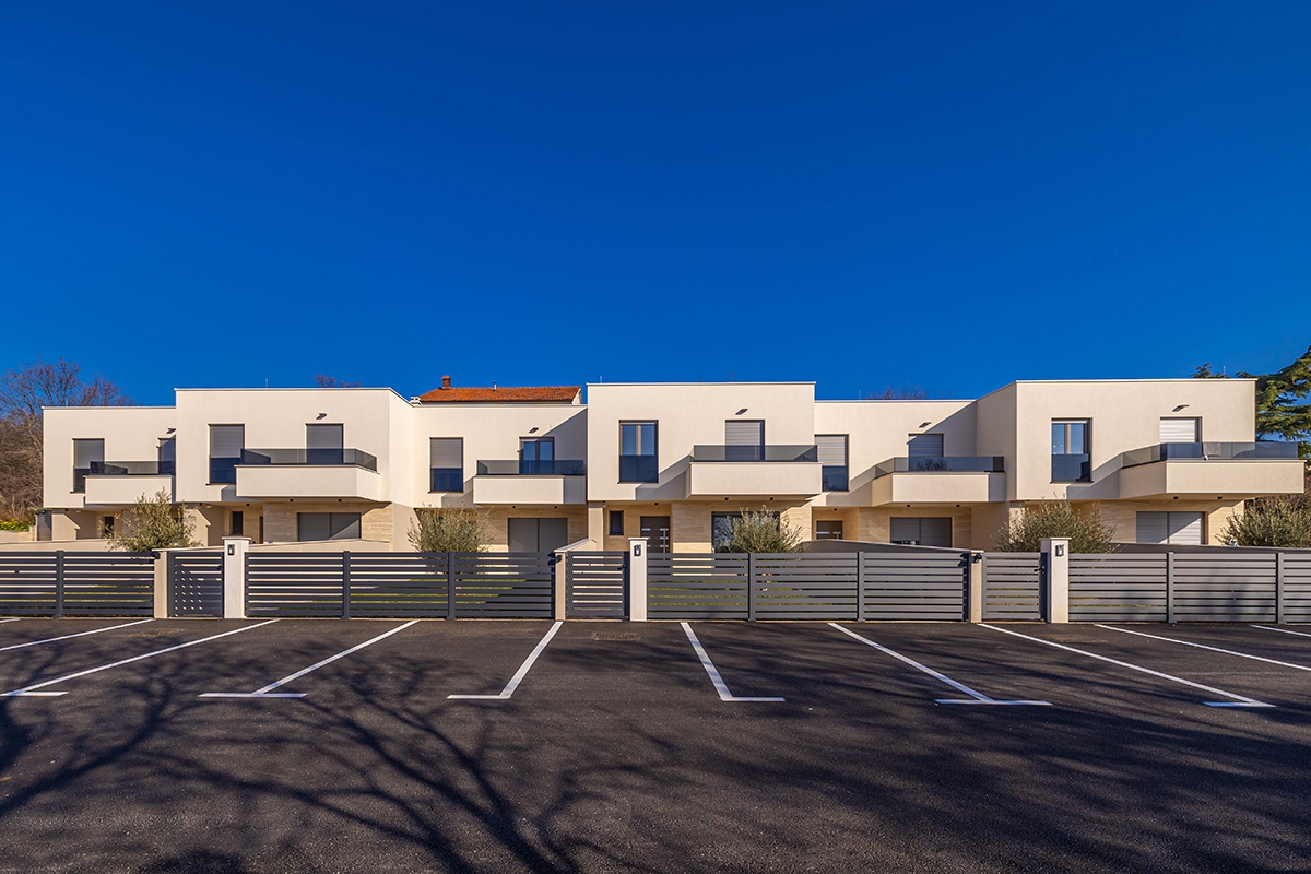 Kukuljanovo - Vrstna hiša z vrtom