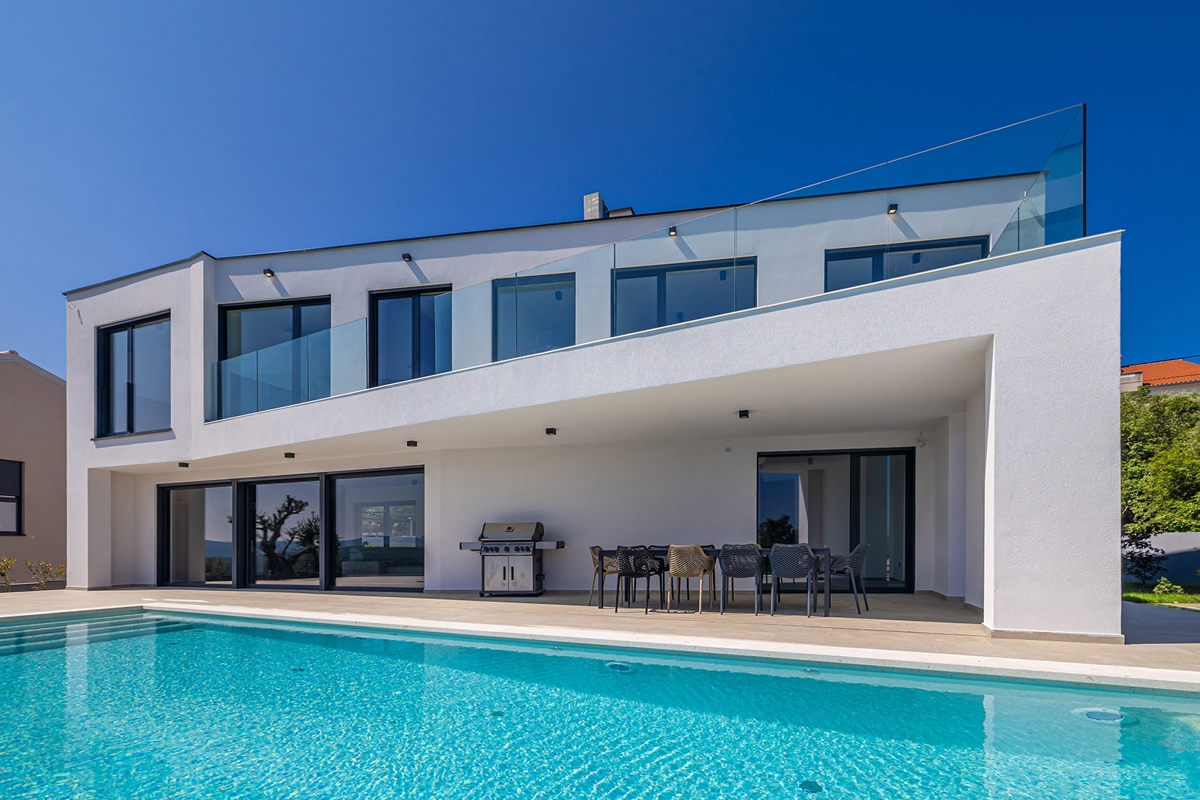 OTOK KRK, širše območje mesta Krk - Luksuzna vila s panoramskim razgledom na naravo