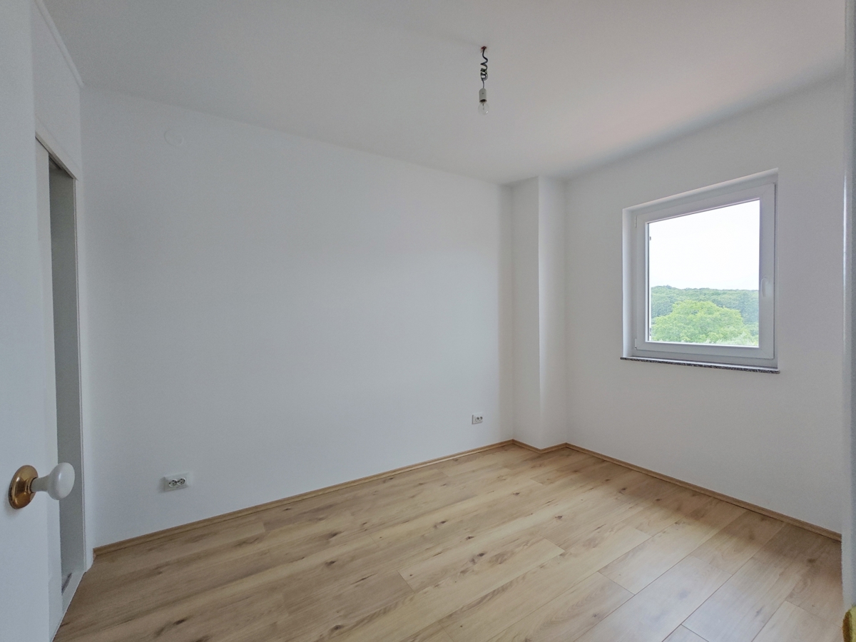 OTOK KRK - Hiša z dvema dvoetažnima apartmajema in bazenom