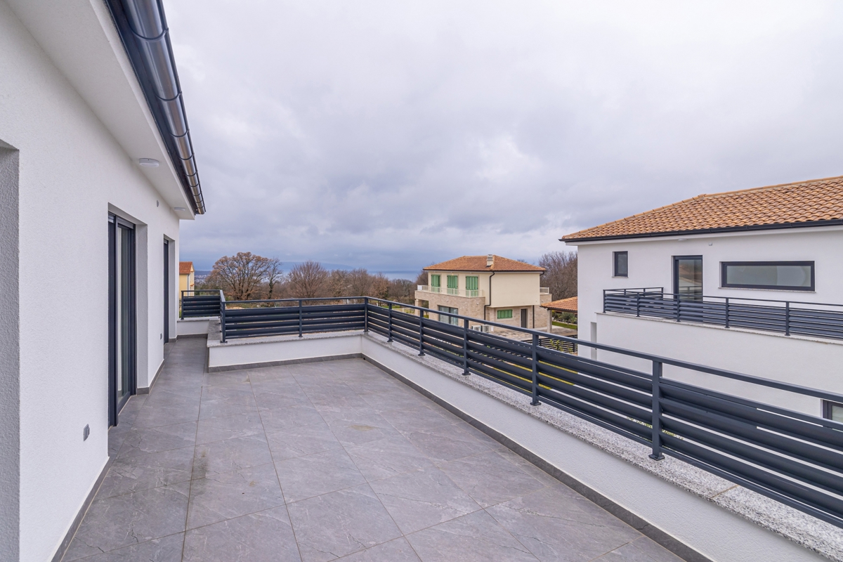 OTOK KRK, okolica Malinske - Luksuzna hiša z bazenom in pogledom na morje