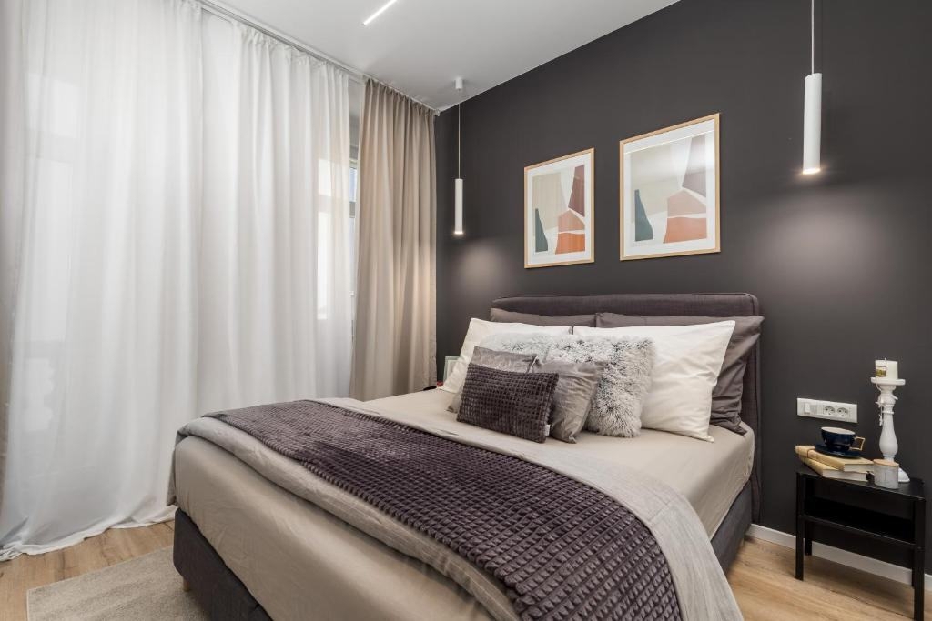 Center Reke - Tri enosobna stanovanja, uveljavljena najemniška dejavnost