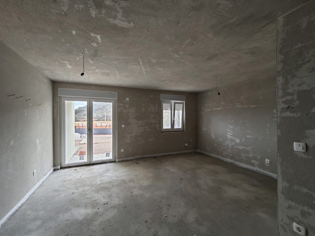 RIJEKA, ŠKURINJE - Končna hiša v vrsti s tremi spalnicami