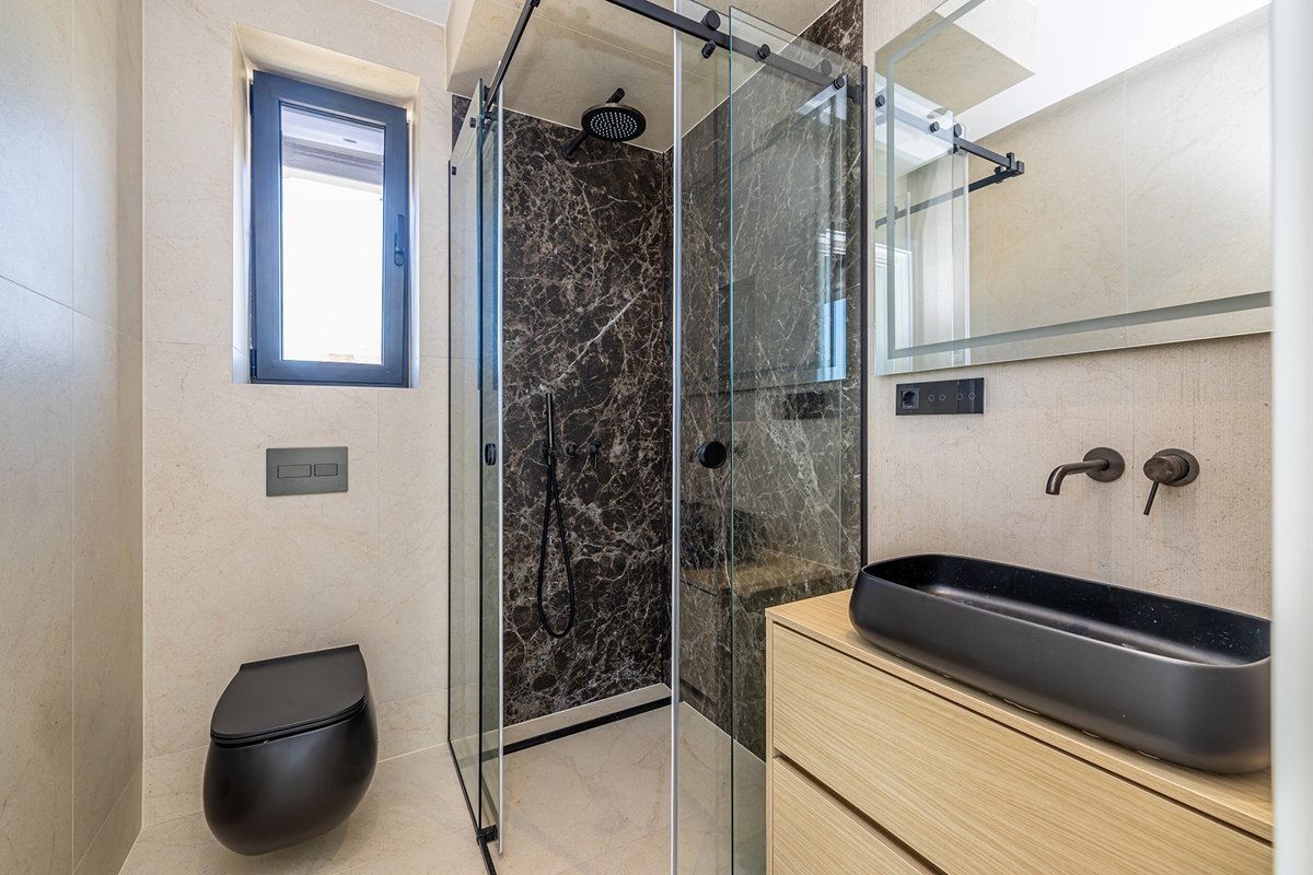 Mesto Krk - Luksuzni penthouse s panoramskim pogledom in bazenom