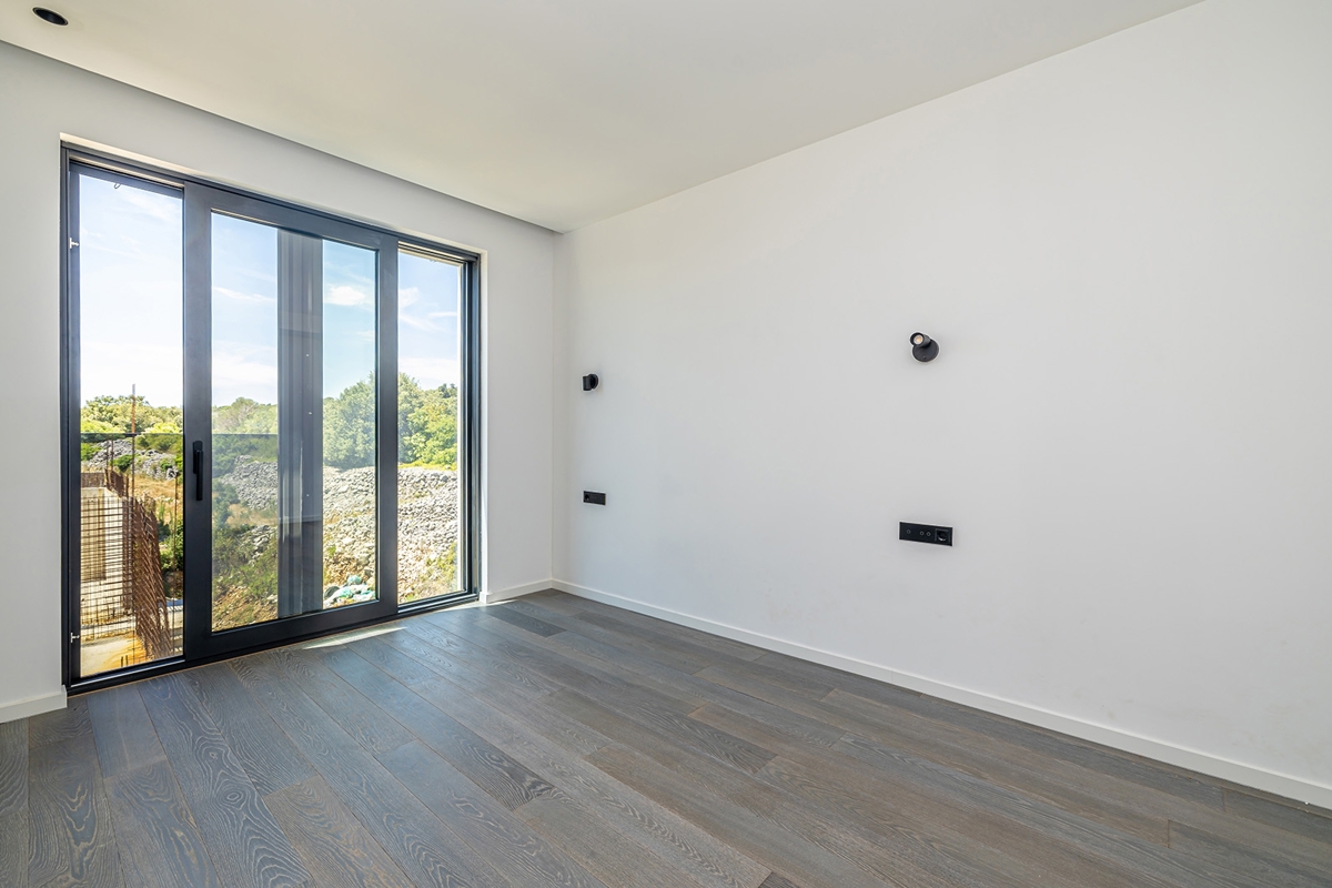Mesto Krk - Luksuzni penthouse s panoramskim pogledom in bazenom