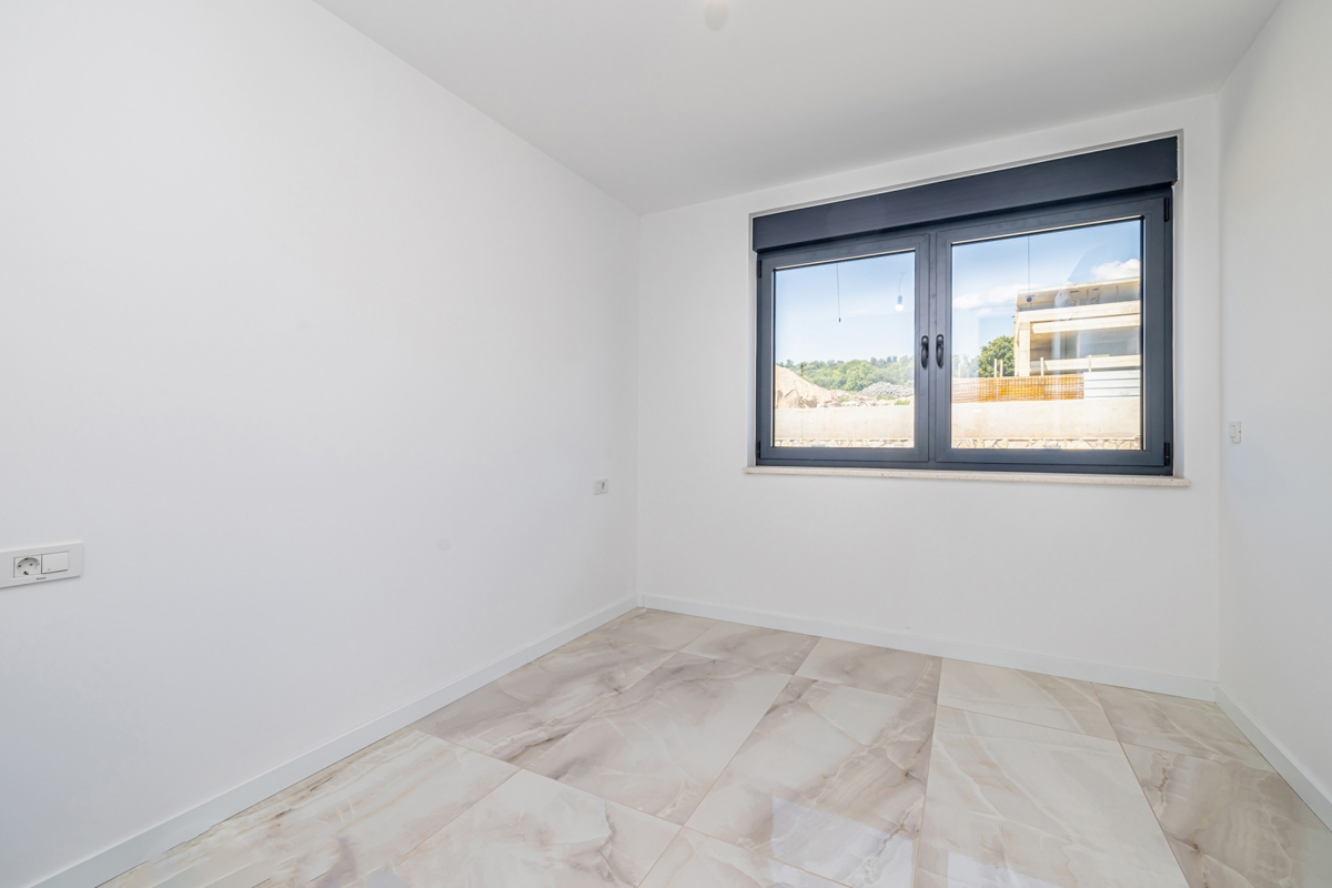 Mesto Krk - Luksuzni apartma v pritličju