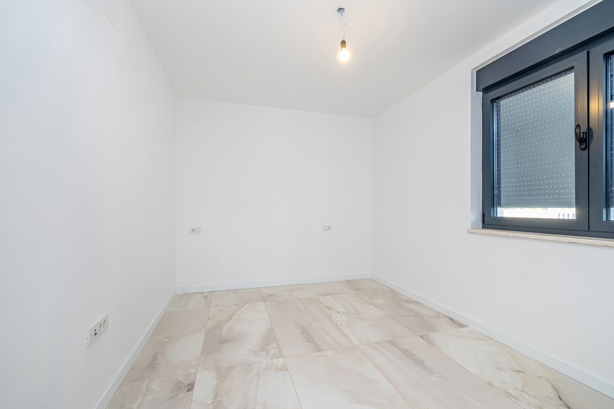 Mesto Krk - Luksuzni apartma v pritličju