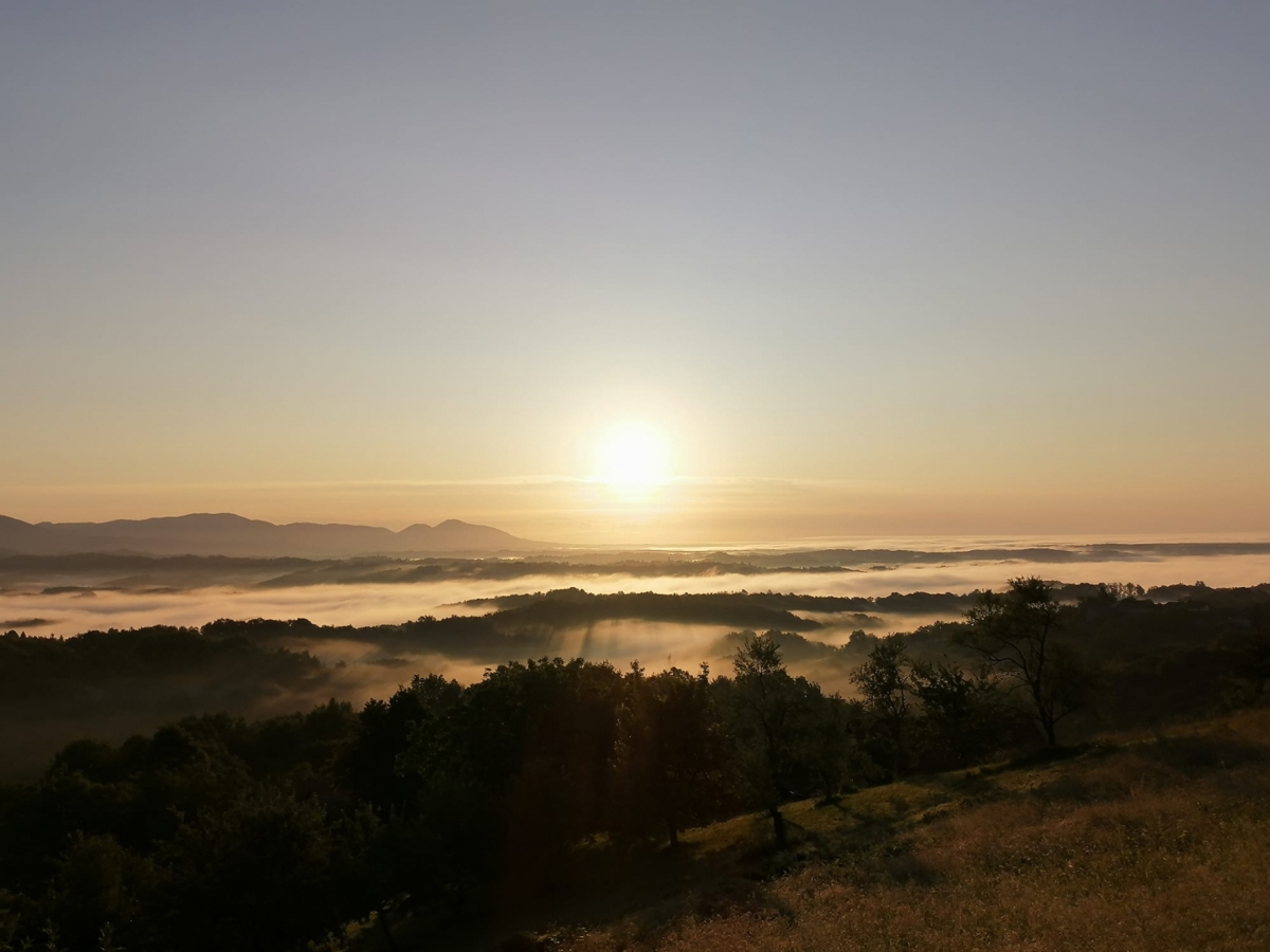 OZALJ, okolica - Moderna samostojna hiša