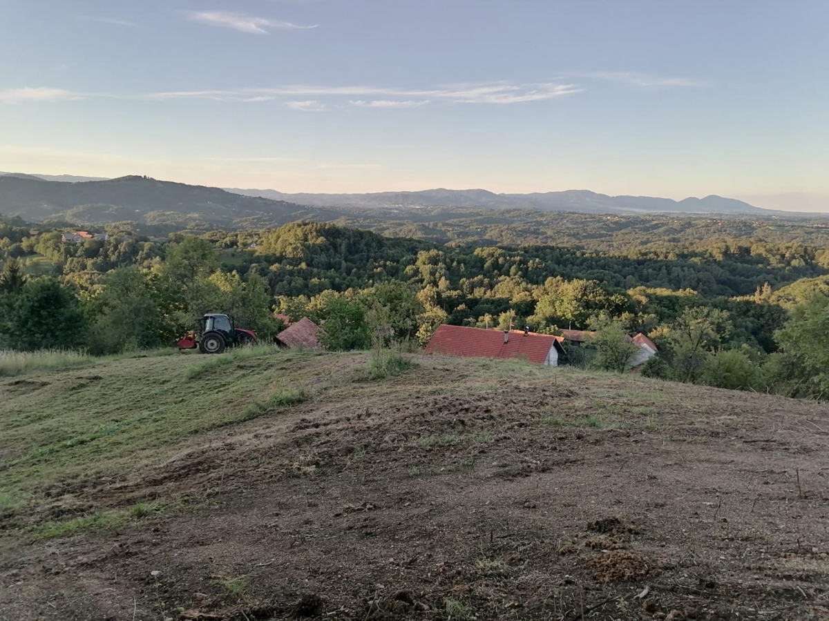 OZALJ, okolica - Moderna samostojna hiša