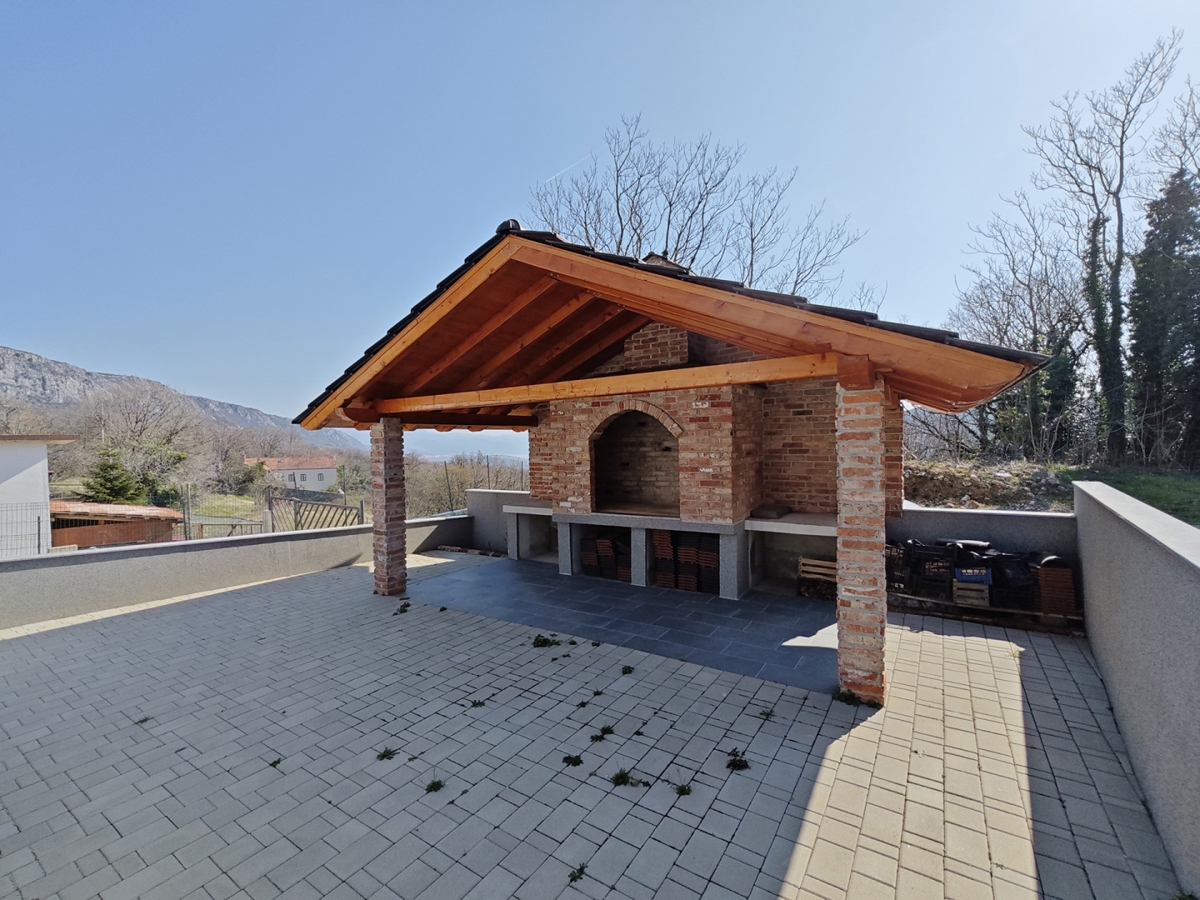 Bribir - Obnovljena kamnita hiša z bazenom