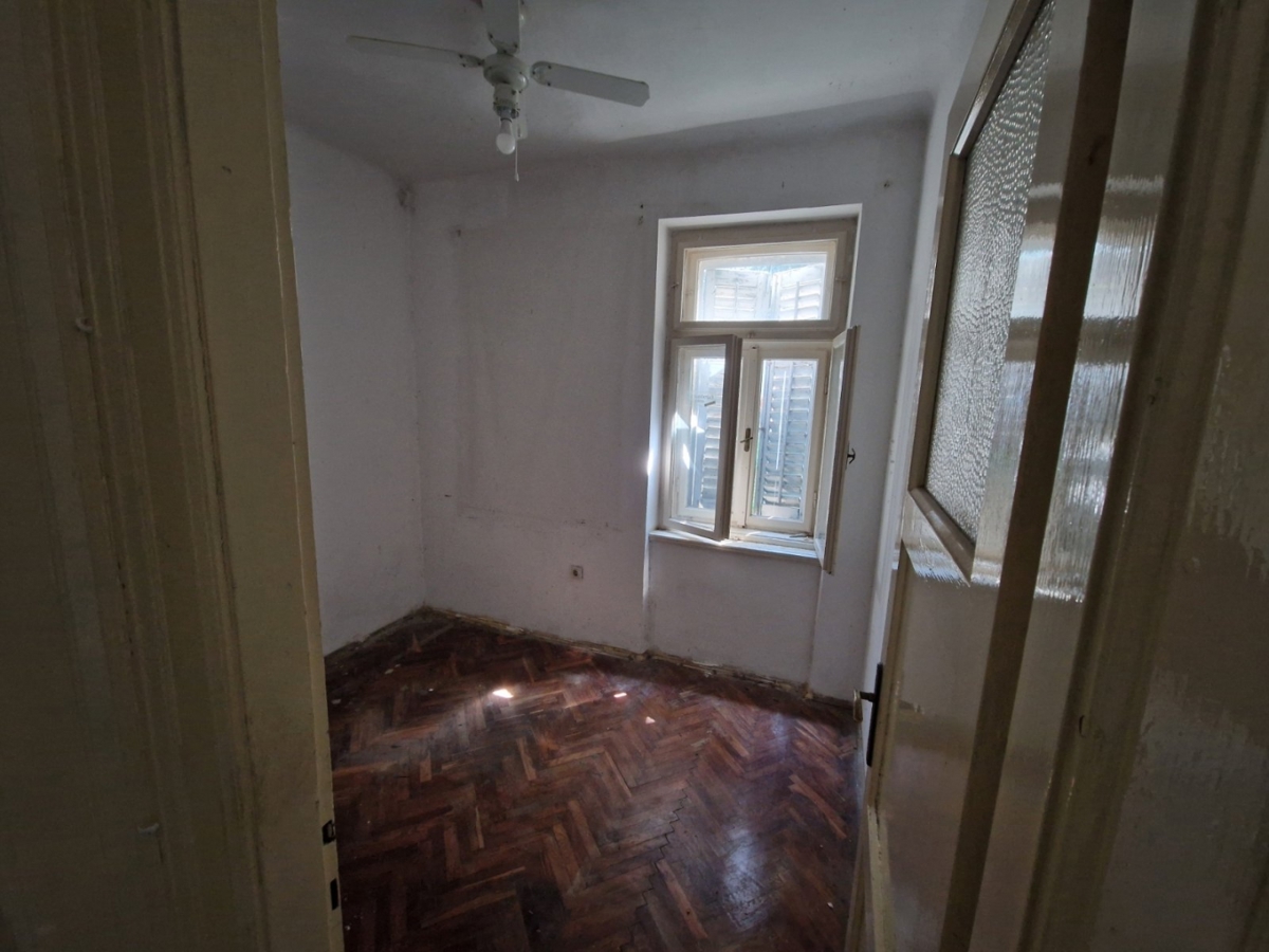 RIJEKA, BULEVARD - Trisobno stanovanje s parkirnim mestom