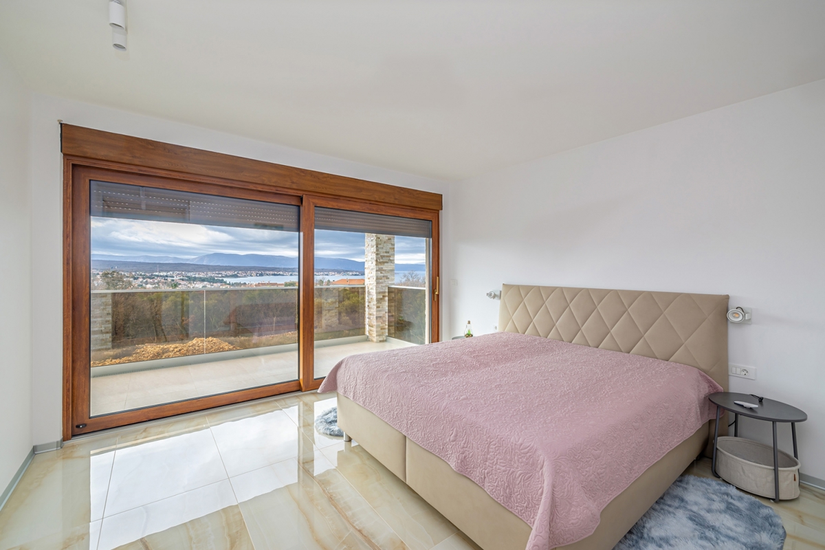 MALINSKA - Luksuzna vila s panoramskim pogledom na morje