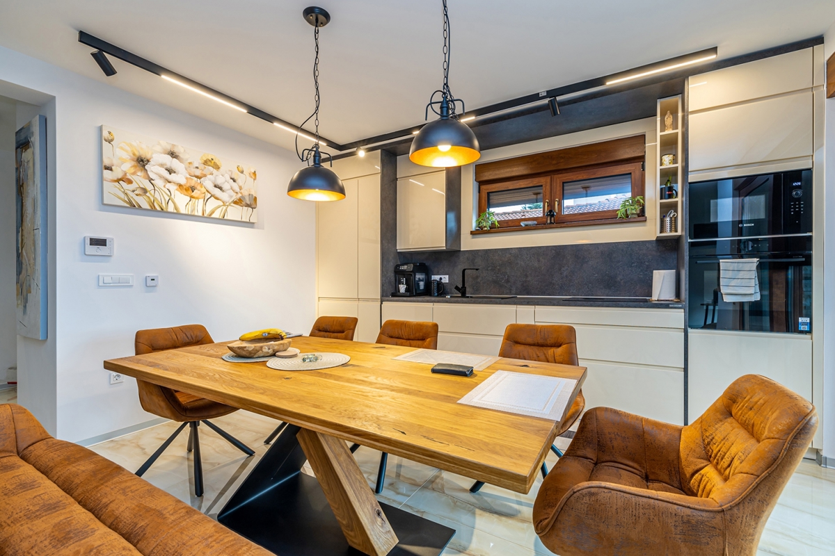 MALINSKA - Luksuzna vila s panoramskim pogledom na morje