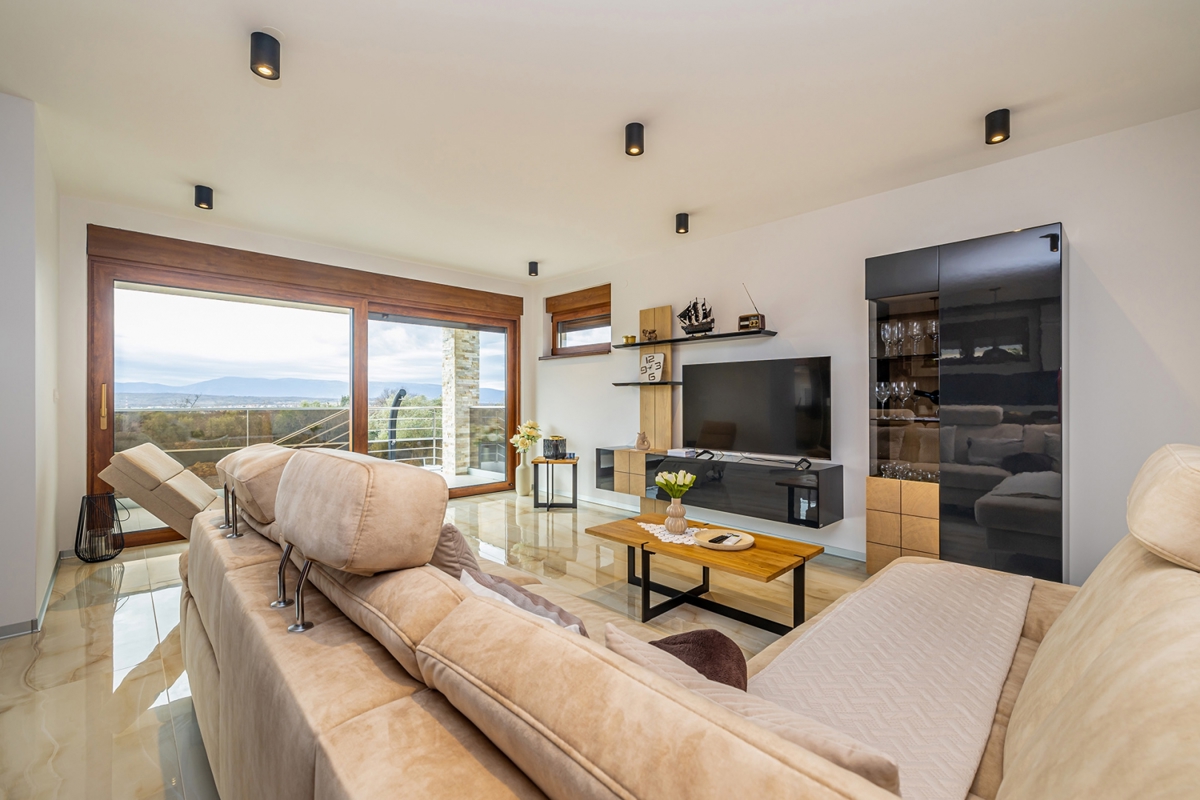 MALINSKA - Luksuzna vila s panoramskim pogledom na morje