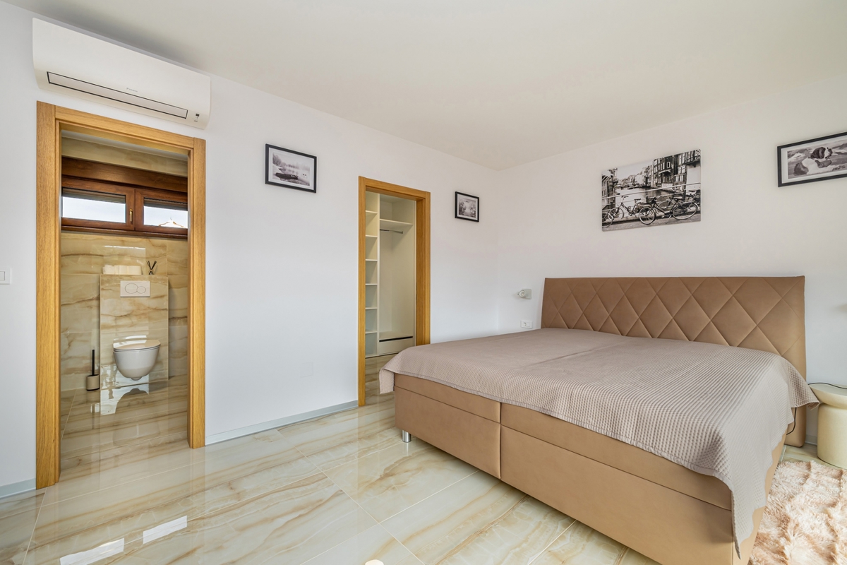 MALINSKA - Luksuzna vila s panoramskim pogledom na morje