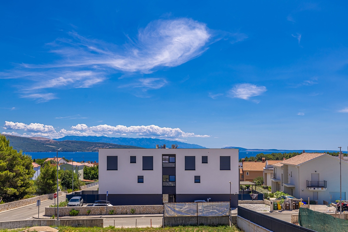 Mesto Krk - Luksuzni enosobni apartma s pogledom na morje