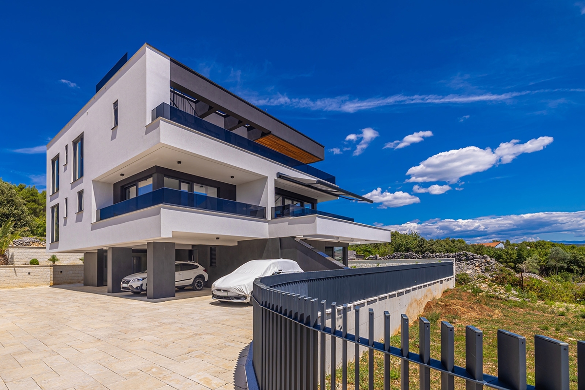 Mesto Krk - Luksuzni enosobni apartma s pogledom na morje
