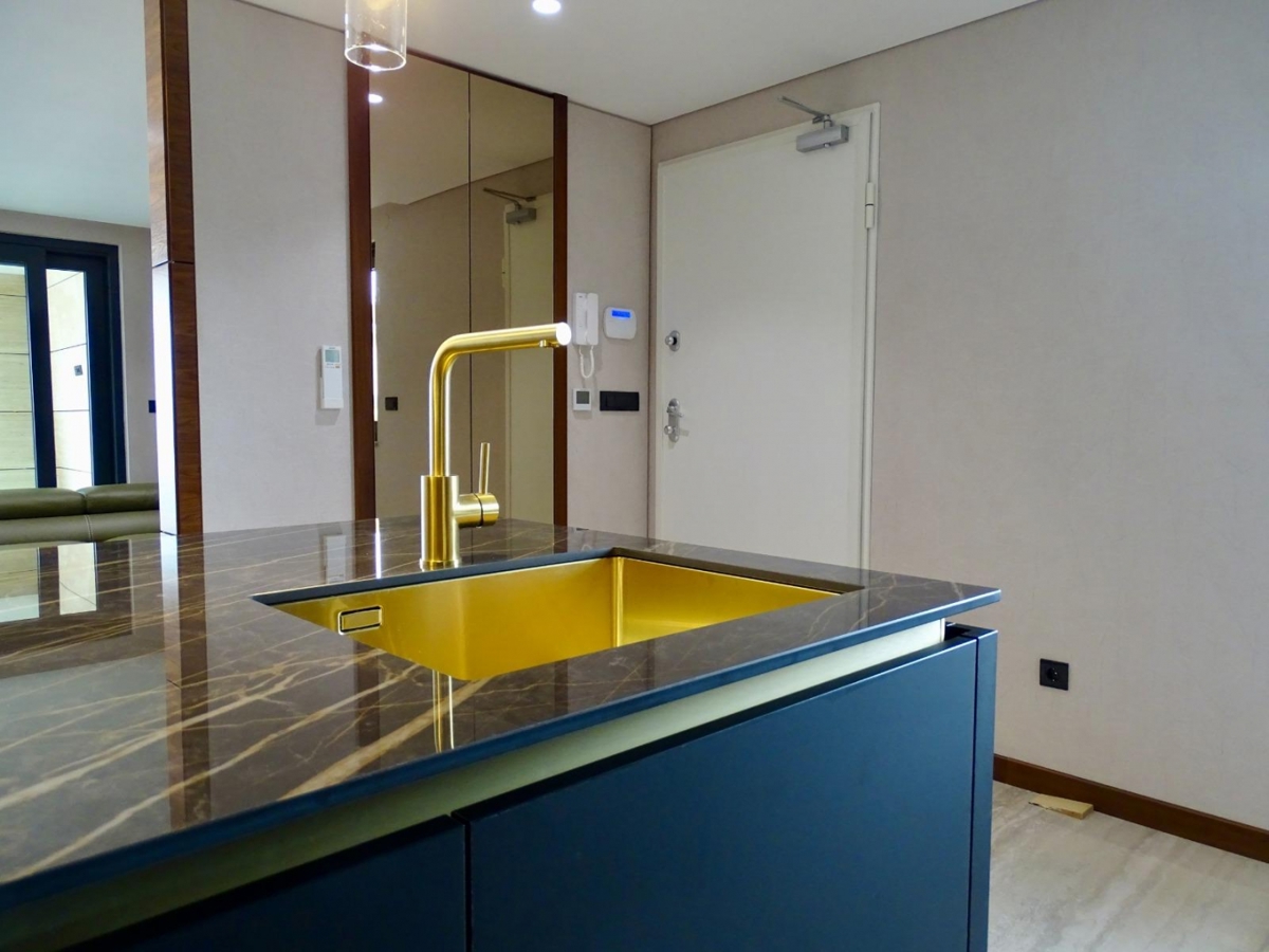 OTOK KRK, MALINSKA - Penthouse z bazenom le 150 metrov od morja