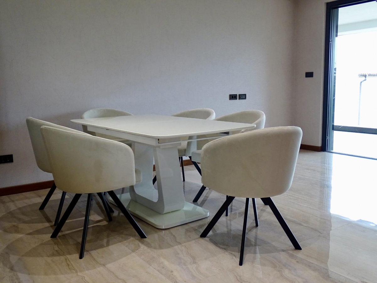 OTOK KRK, MALINSKA - Penthouse z bazenom le 150 metrov od morja