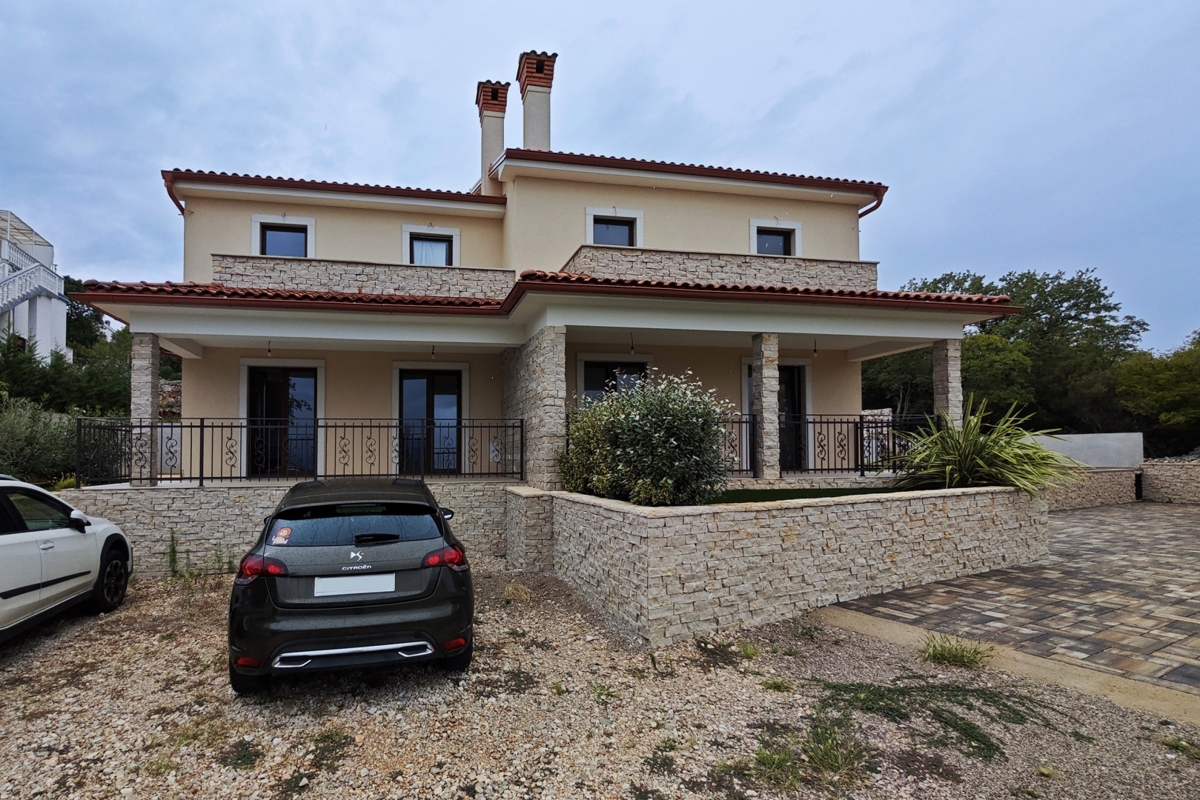 OTOK KRK, RISIKA - Dva dvojčka z enim bazenom